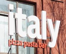Изготовление и монтаж световых вывесок для ресторанной группы «ITALY»
